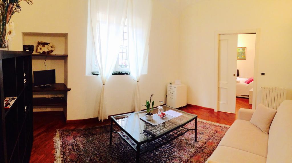Tl Palazzo Fantuzzi Apartman Bologna Szoba fotó