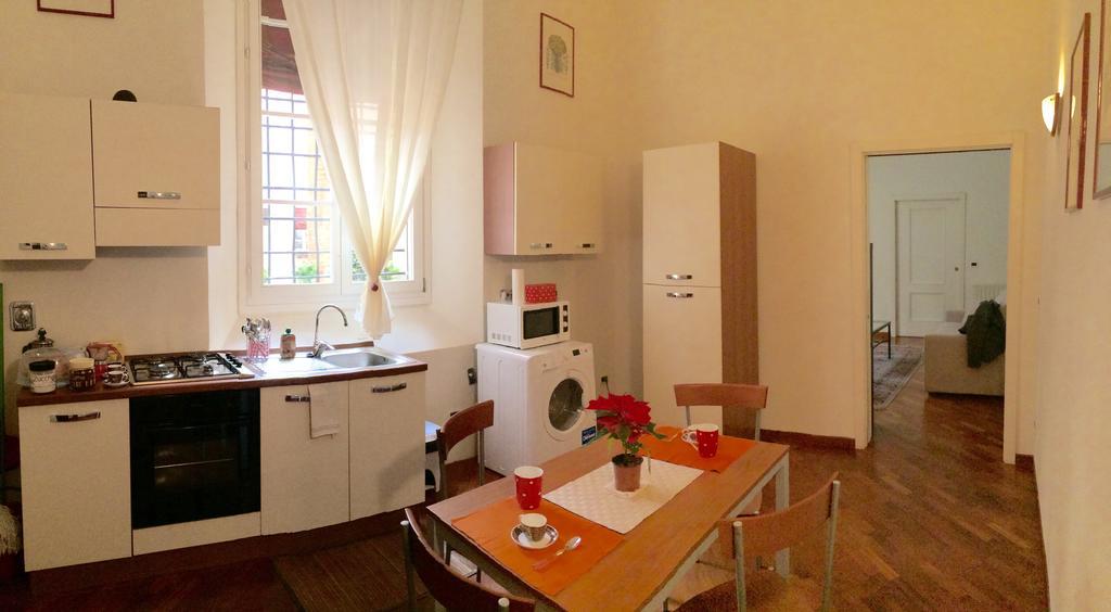 Tl Palazzo Fantuzzi Apartman Bologna Szoba fotó