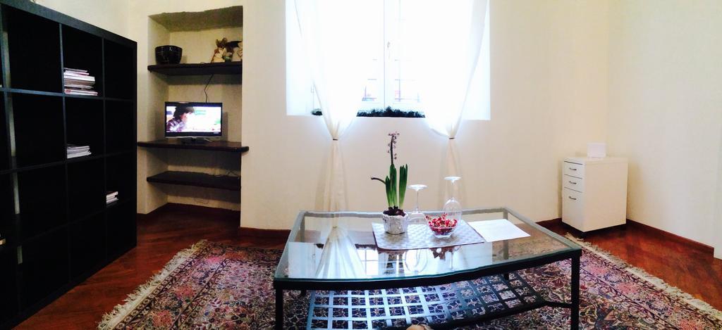 Tl Palazzo Fantuzzi Apartman Bologna Szoba fotó