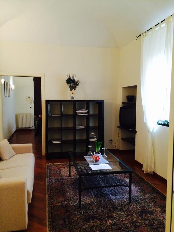 Tl Palazzo Fantuzzi Apartman Bologna Szoba fotó